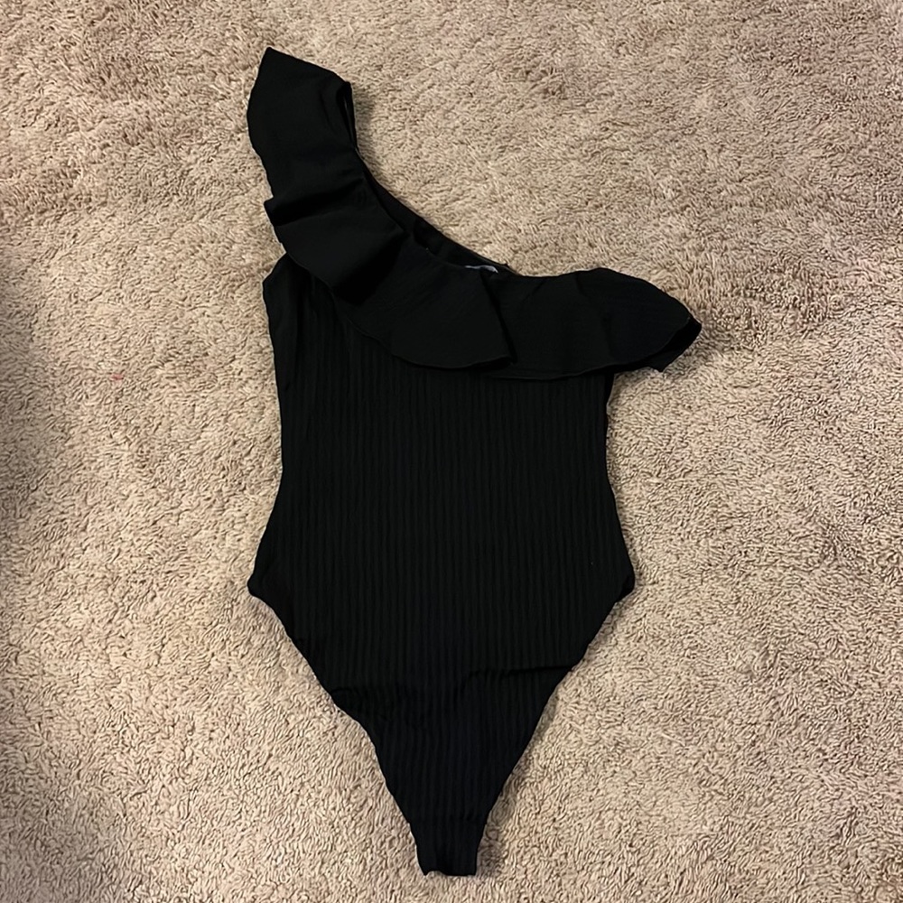 ZARA one shoulder black one piece bathing suit SIZE SMALL